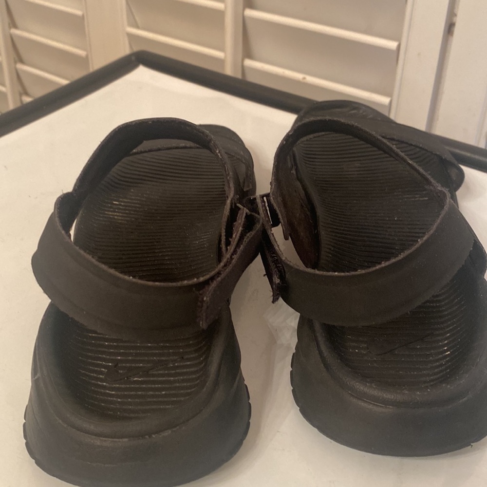 Nike Sandals - Picture 2 of 6